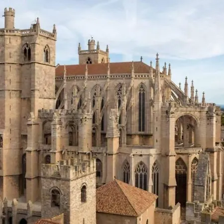 Les Halles * Ναρμπόν